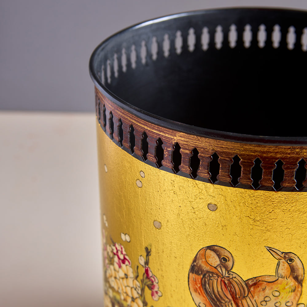 Sakura_Handpainted_Planter_Amaara_Home