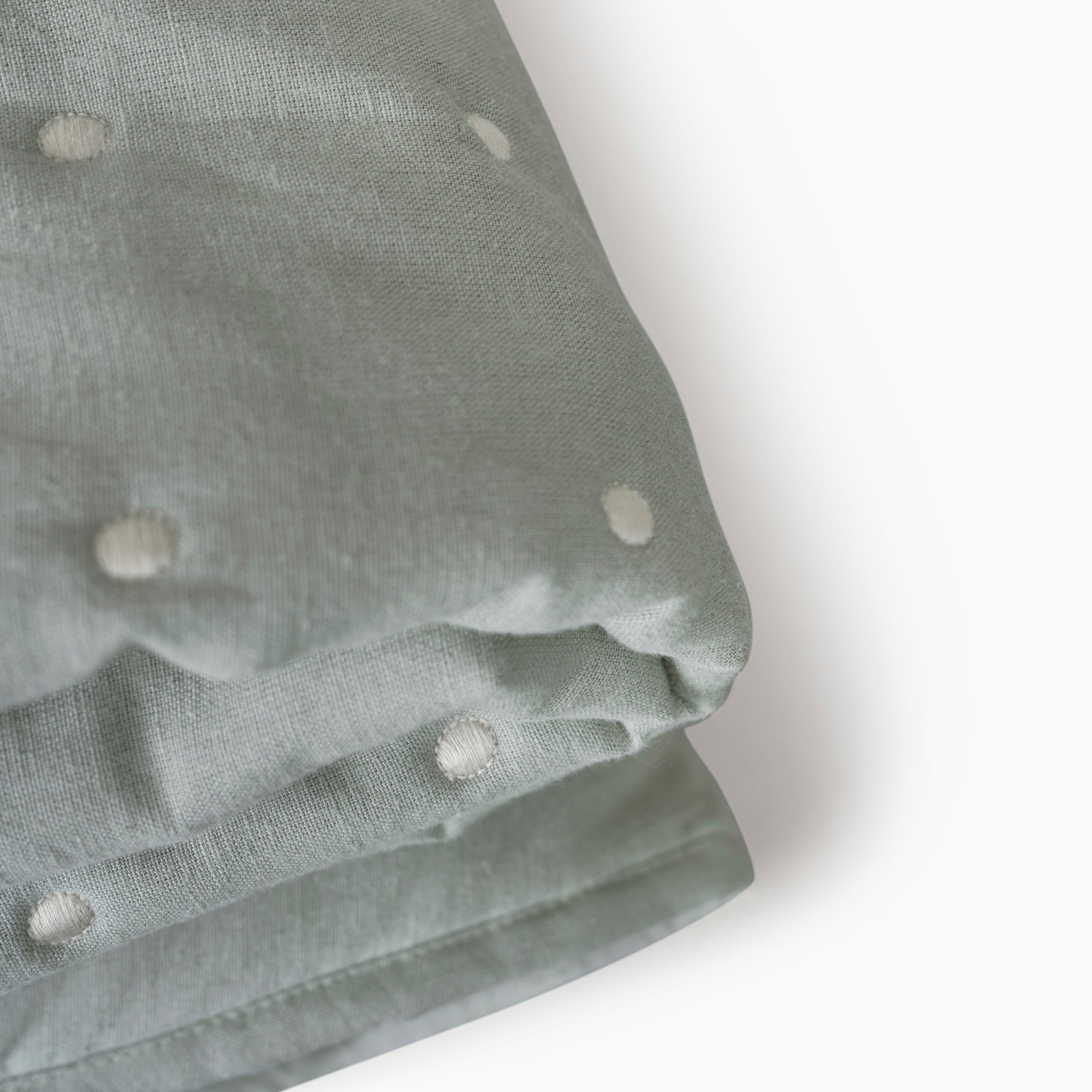 The Quilted Stitch Bedspread Set
